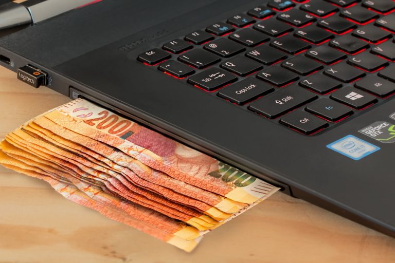 Czy opłaca się brać kredyt hipoteczny w obcej walucie?